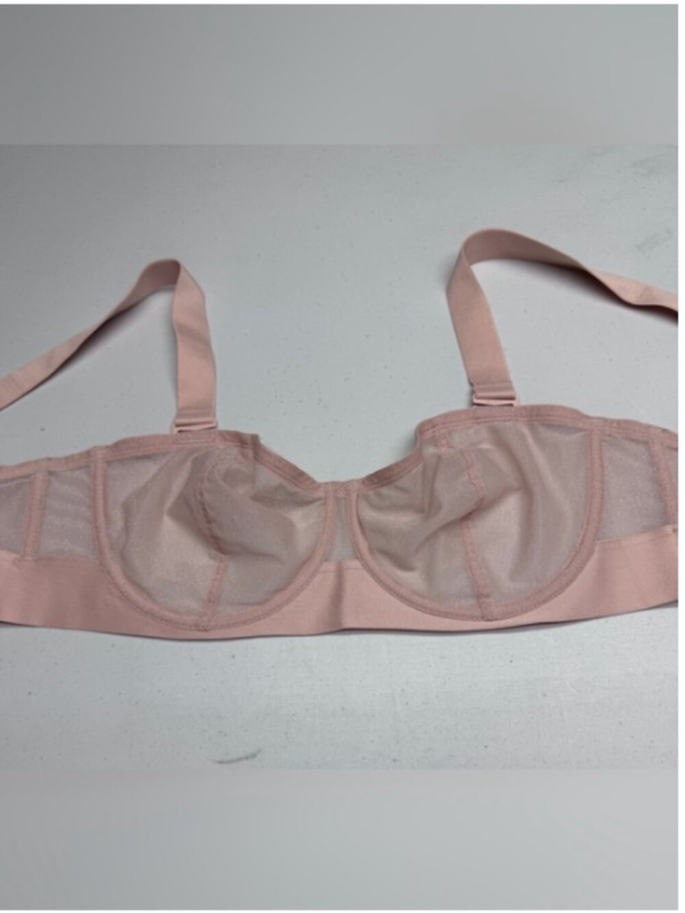 DKNY Sheers Convertible Strapless Mesh Bra DK4939 – BLUSH 36B *P1043